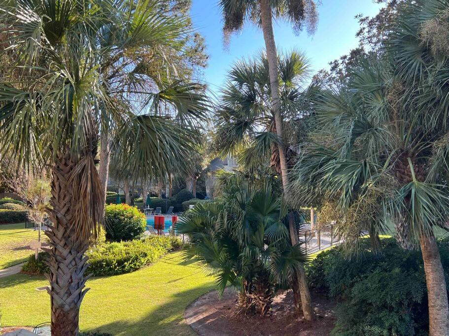 Spacious, Cozy Villa W/Parking In Coligny Villas ヒルトンヘッドアイランド エクステリア 写真