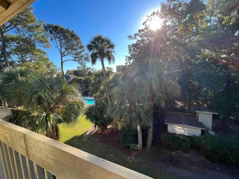 Spacious, Cozy Villa W/Parking In Coligny Villas ヒルトンヘッドアイランド エクステリア 写真