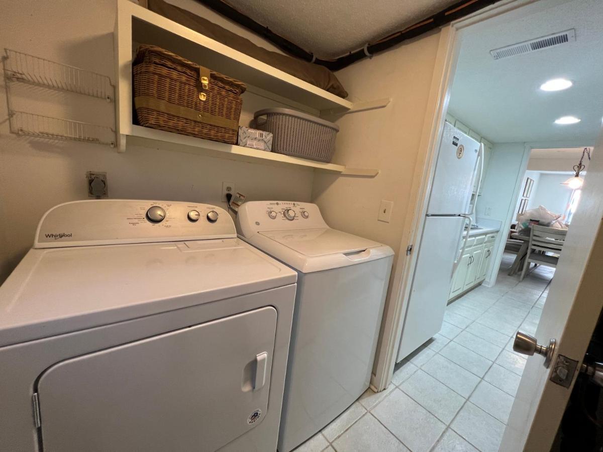 Spacious, Cozy Villa W/Parking In Coligny Villas ヒルトンヘッドアイランド エクステリア 写真