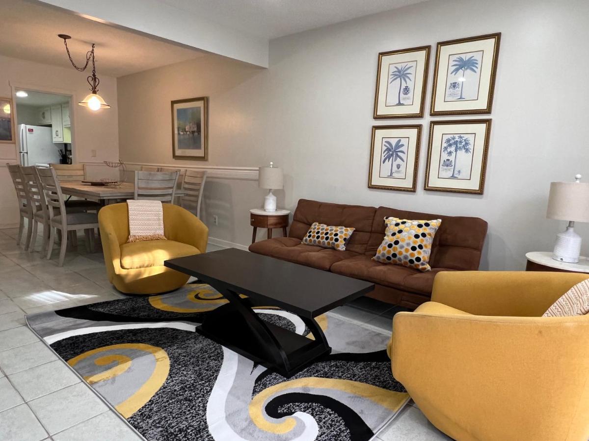 Spacious, Cozy Villa W/Parking In Coligny Villas ヒルトンヘッドアイランド エクステリア 写真
