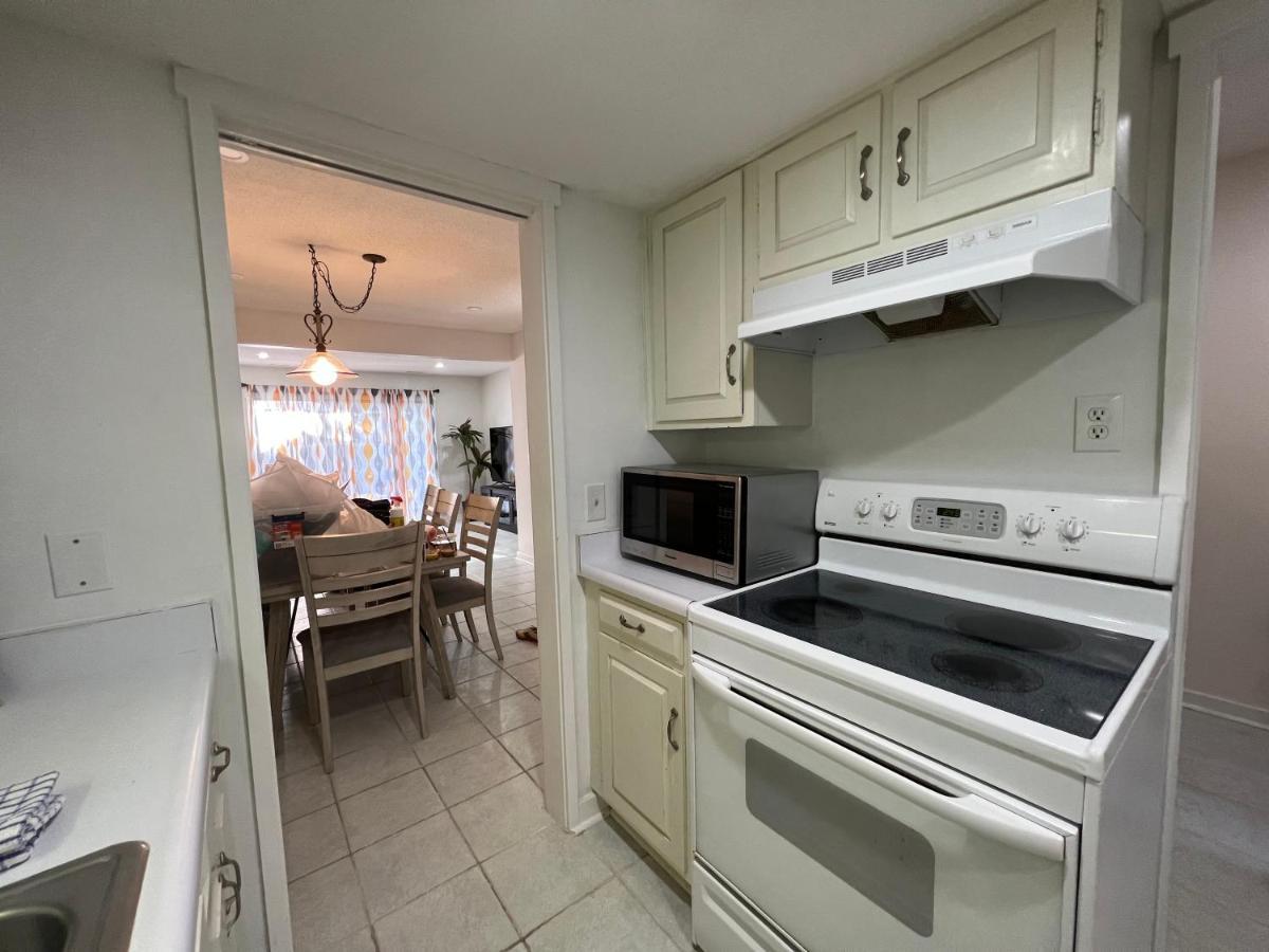 Spacious, Cozy Villa W/Parking In Coligny Villas ヒルトンヘッドアイランド エクステリア 写真
